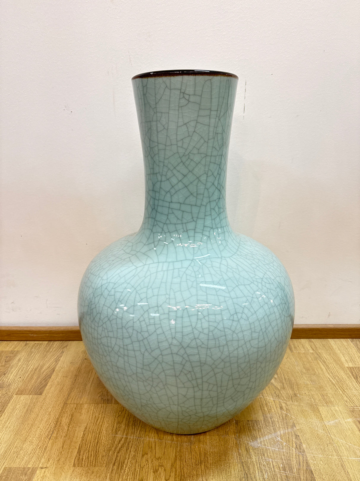 Kiinalainen pallomaljakko K.69c, H.45cm