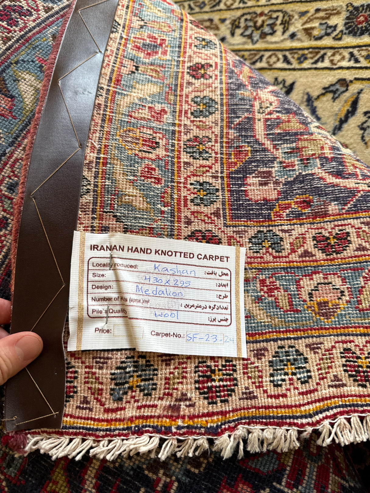 Gorgeous authentic hand-knotted wool rug 430cm x 295cm Kashan