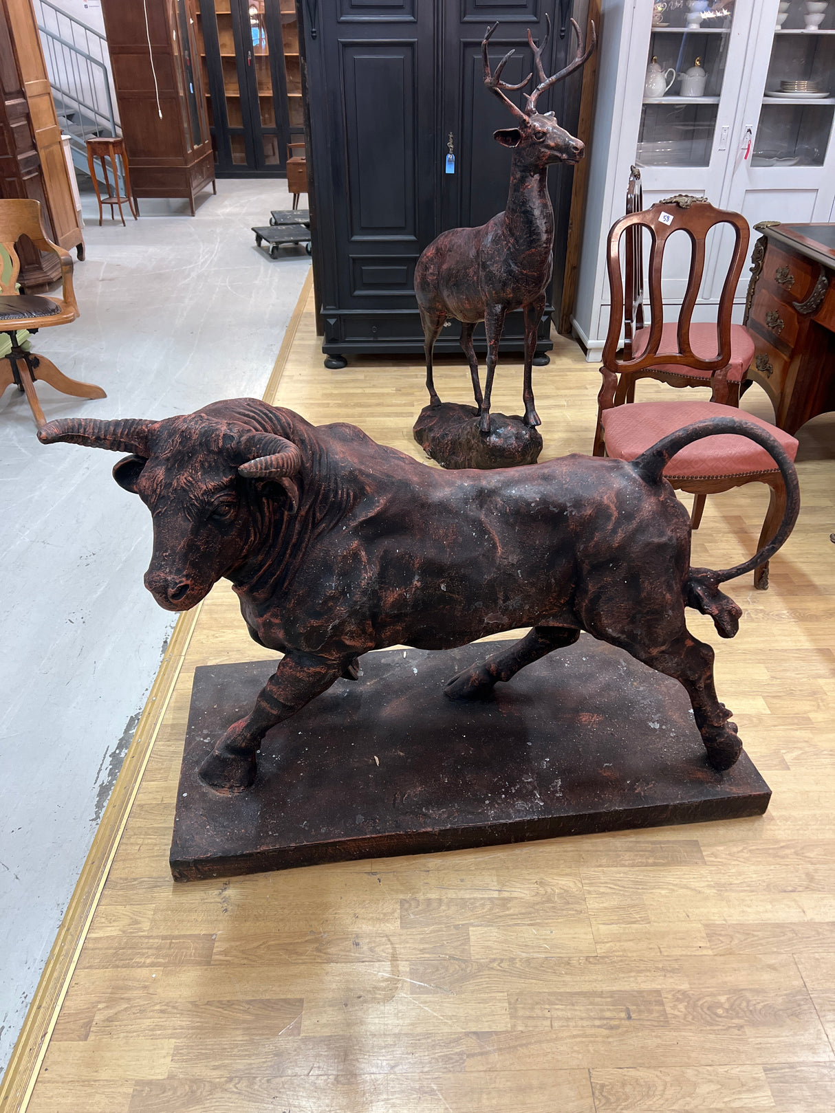 Rauta härkä 130cm x 60cm x 95cm