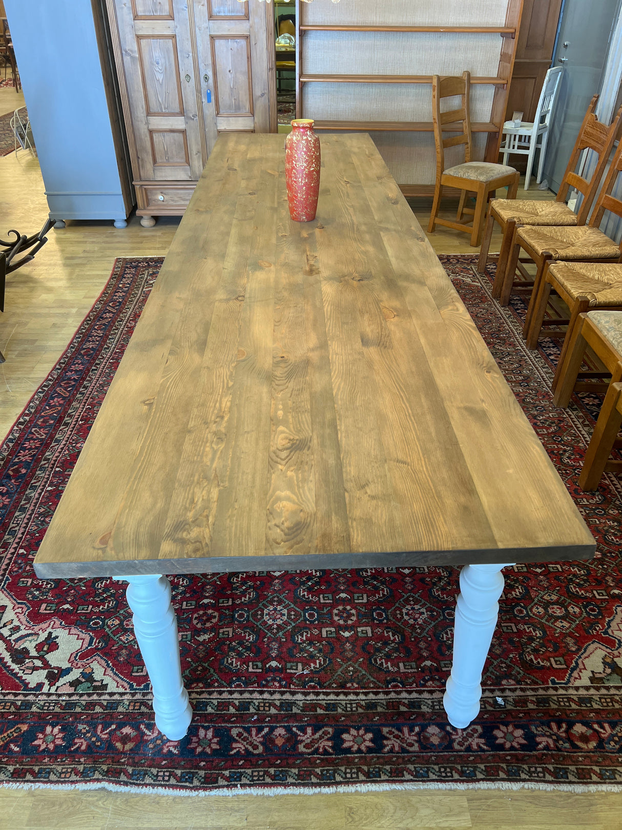 Suuri ruokapöytä 350cm x 91cm