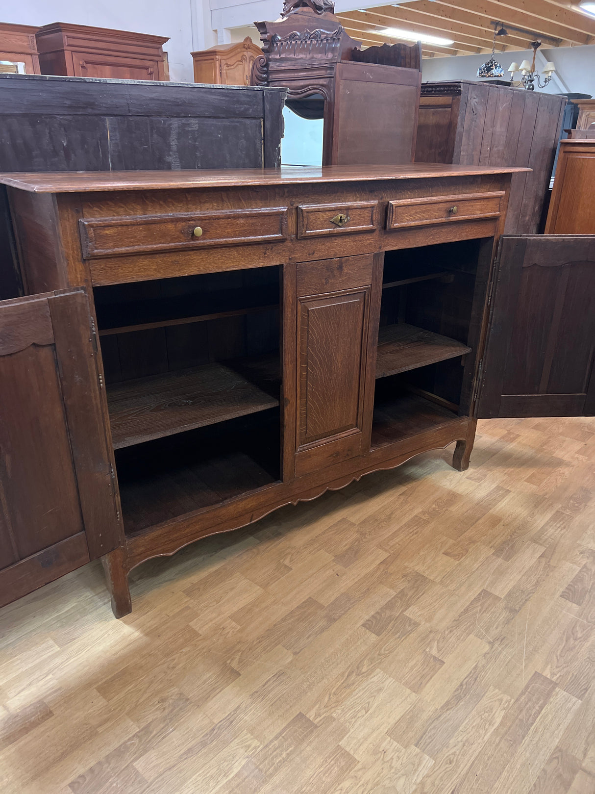 Tammi senkki L. 172cm, S. 53,5cm ja K. 125cm