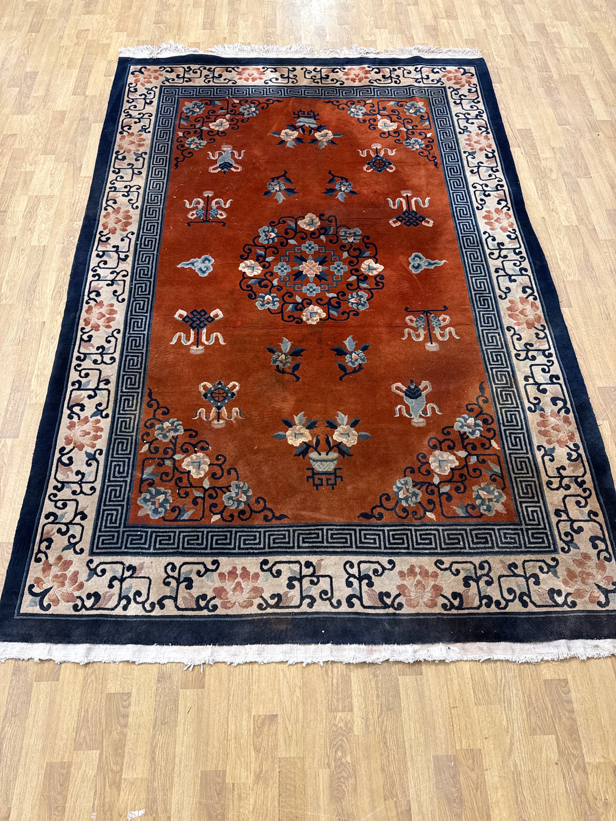 Chinese wool rug 180cm x 280cm
