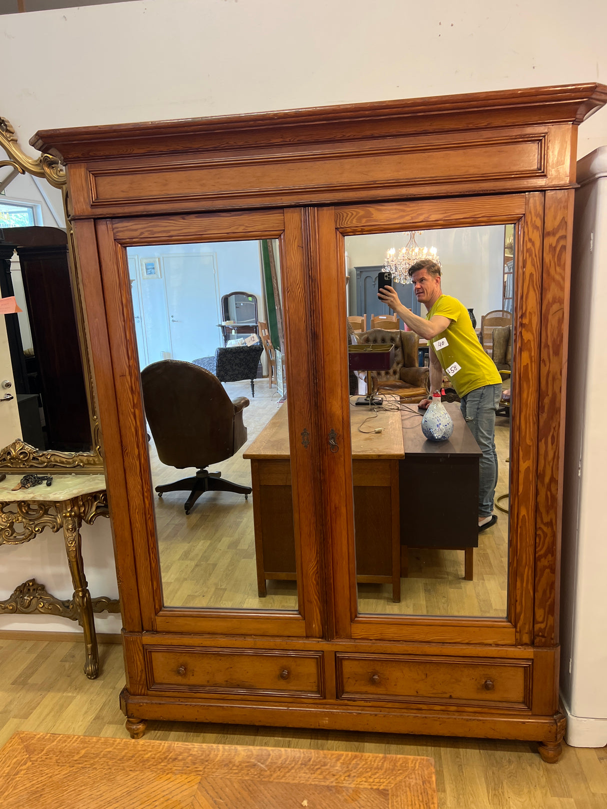 Wardrobe W.165cm, D. 65cm and H.204.5cm