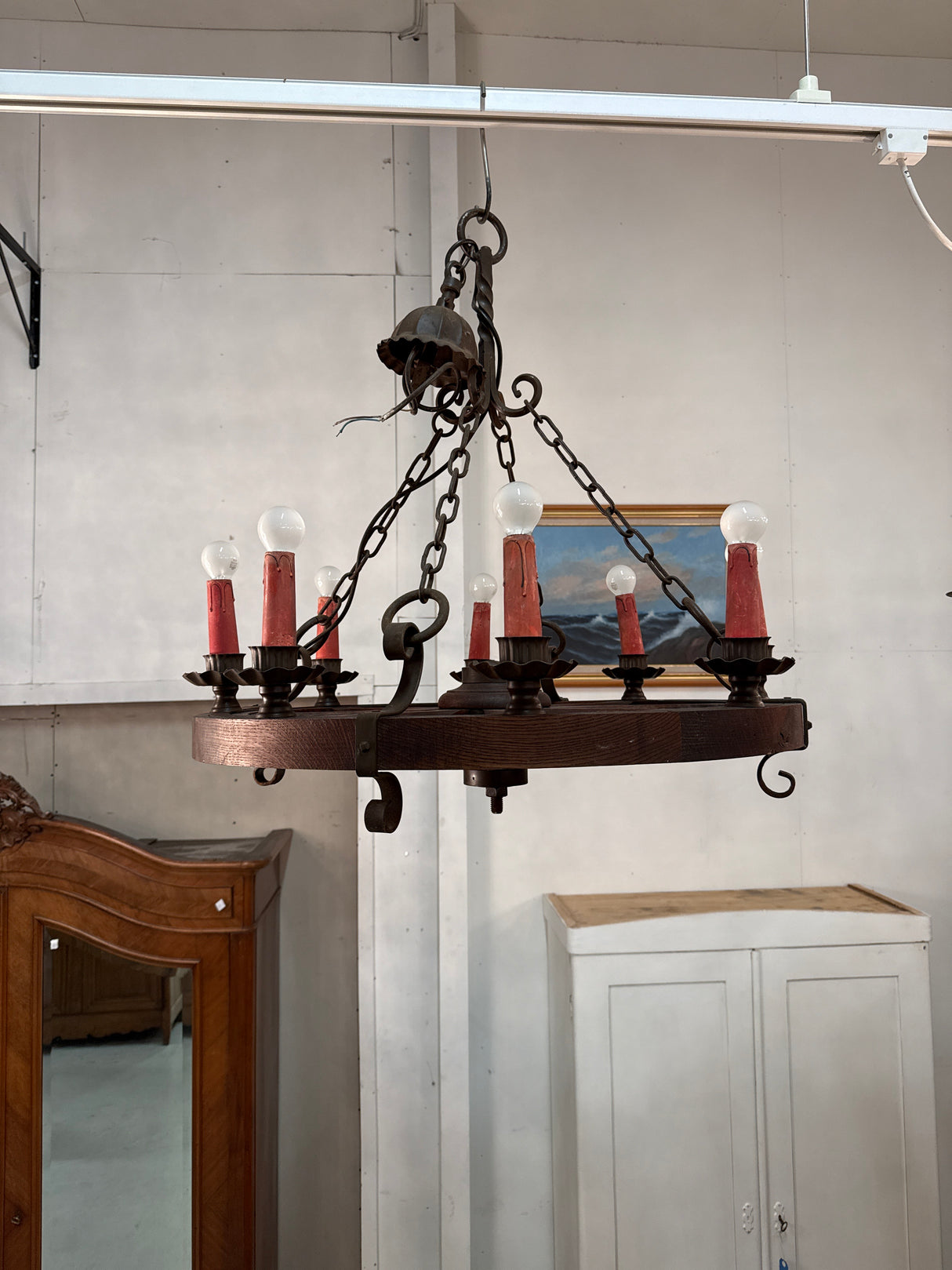 Gorgeous cartwheel lamp