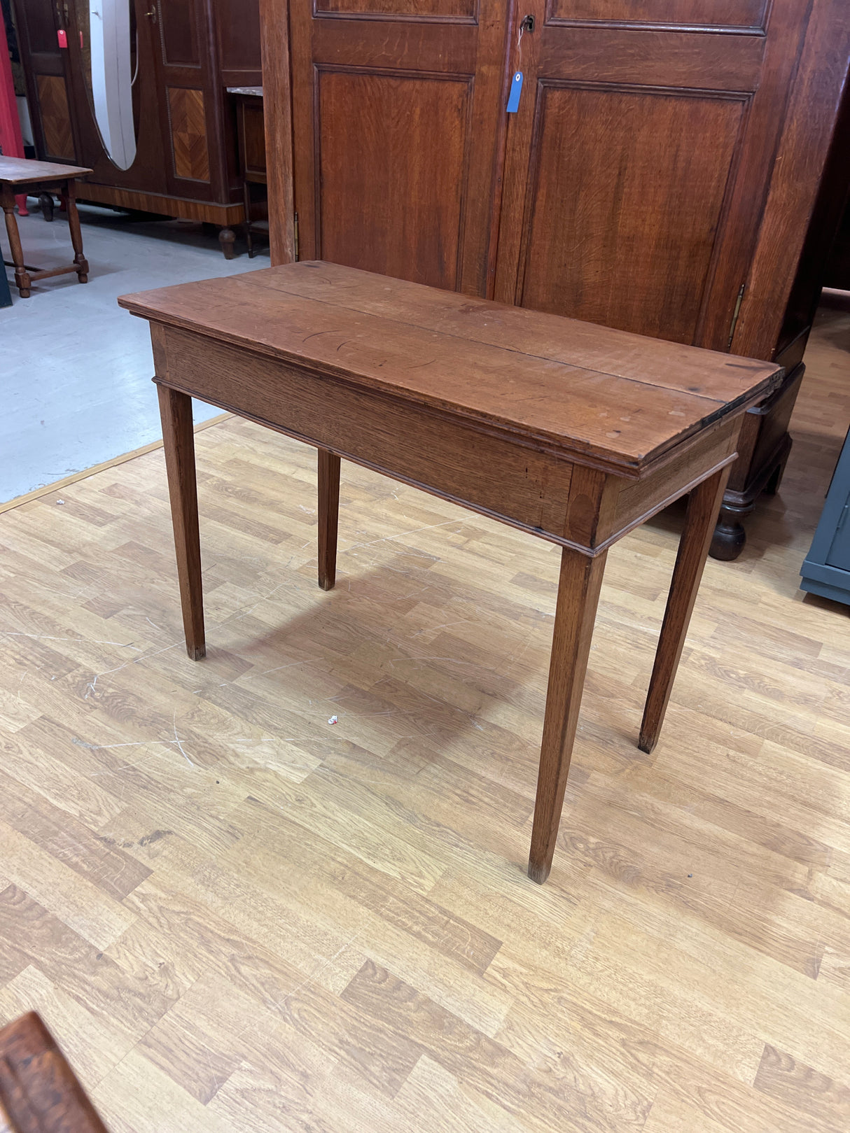 Klaffipöytä L. 90cm, S. 43,5cm ja K. 71,5cm