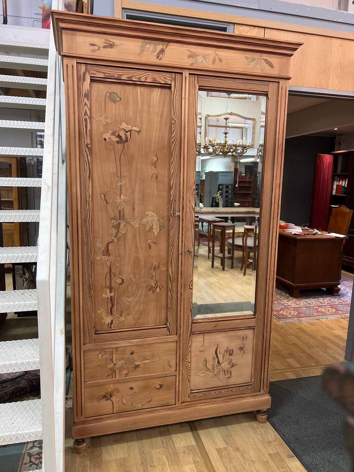 Beautiful wooden wardrobe with a finished surface. Width 119.5cm, Depth 49.5cm, Height 211.5cm.