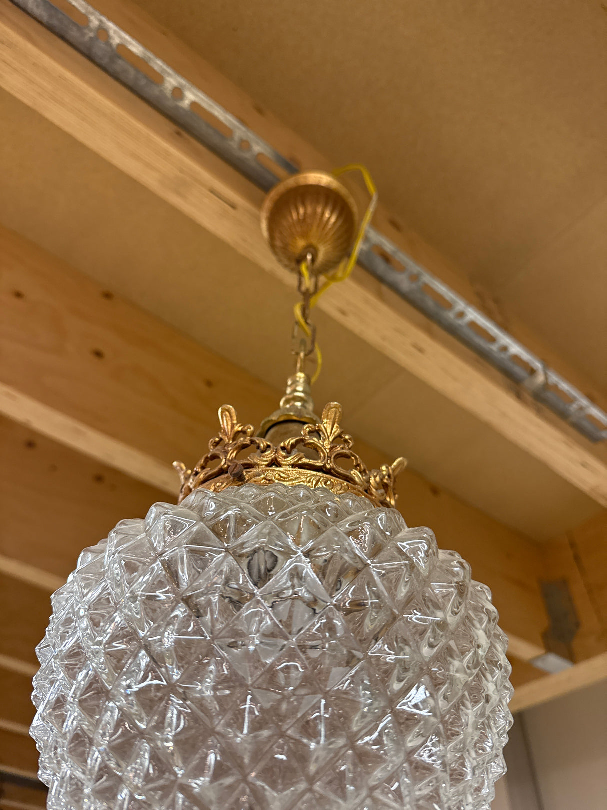 Beautiful "pineapple" lamp