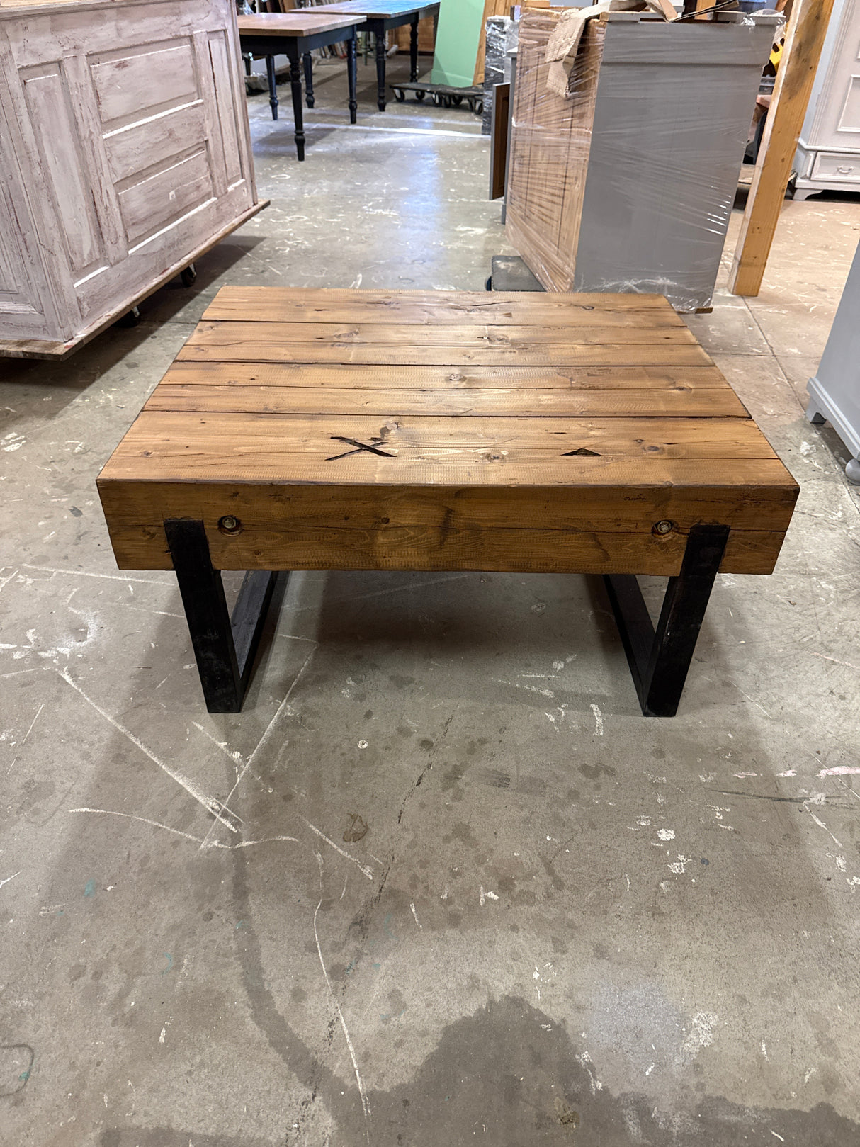 Mahtava sohvapöytä