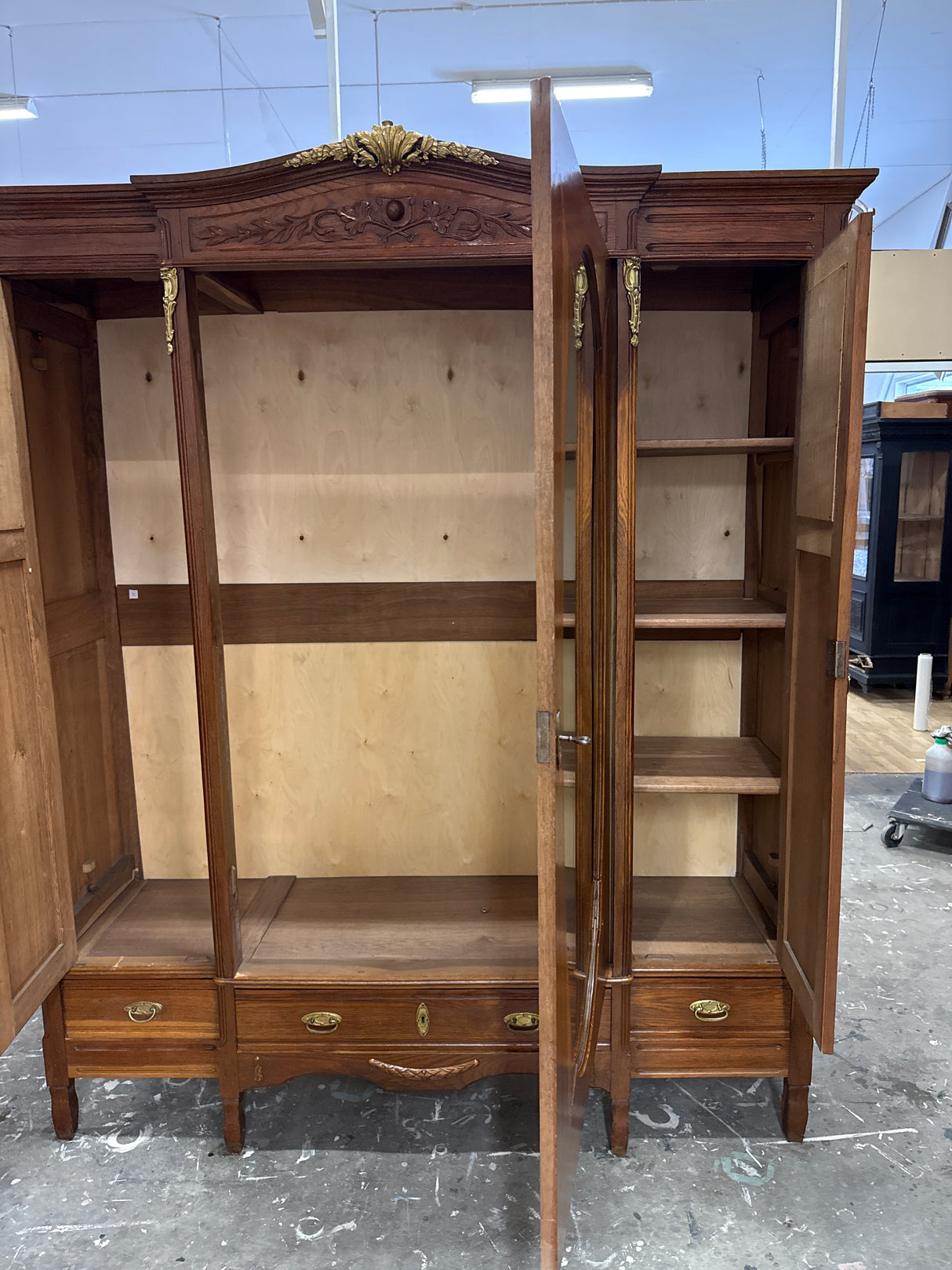 Jugend vaatekaappi L.187cm, S.60cm, K.221cm