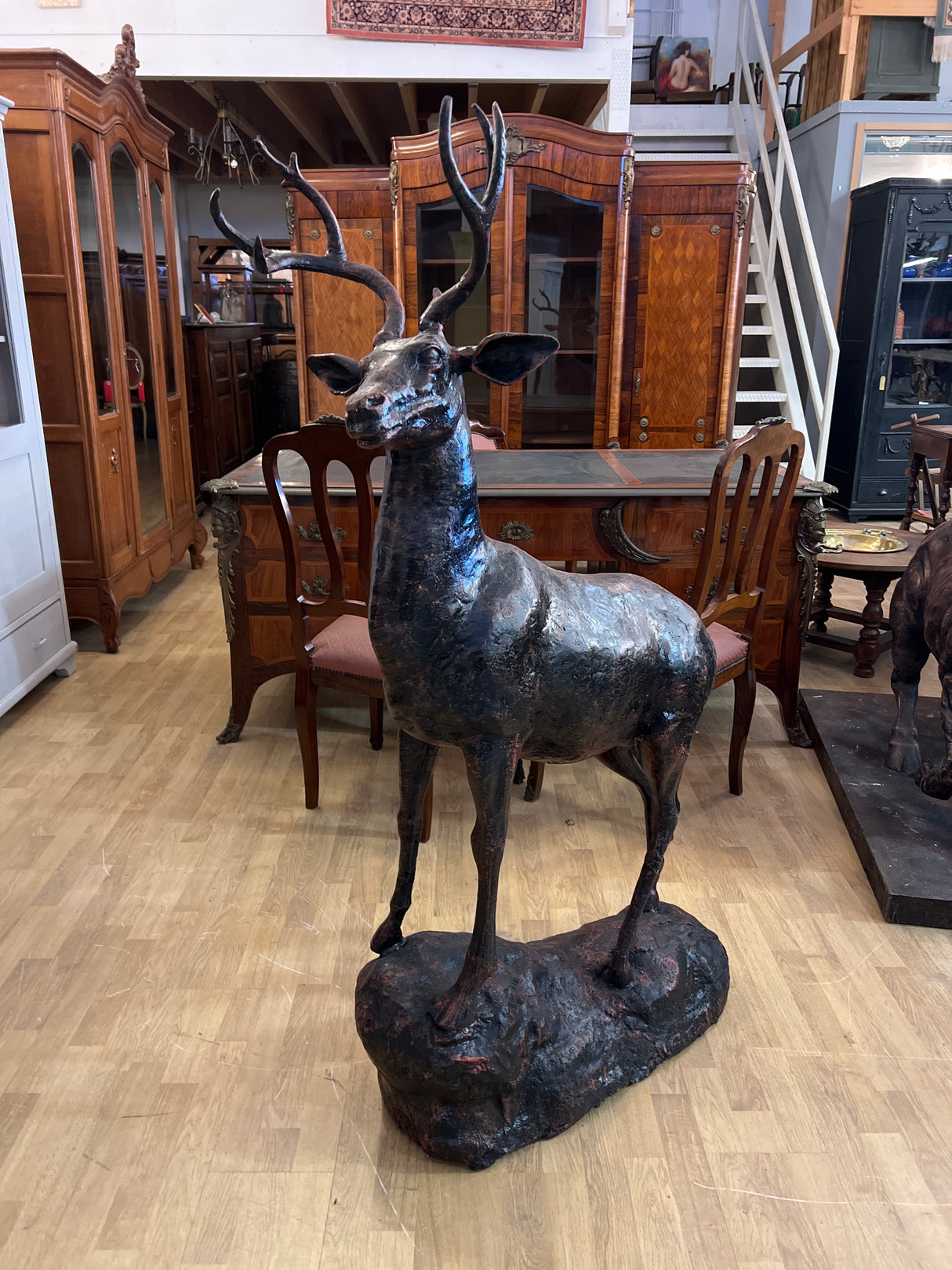 Valurauta kauris. K. 149cm, pituus 82cm ja lev. 35cm