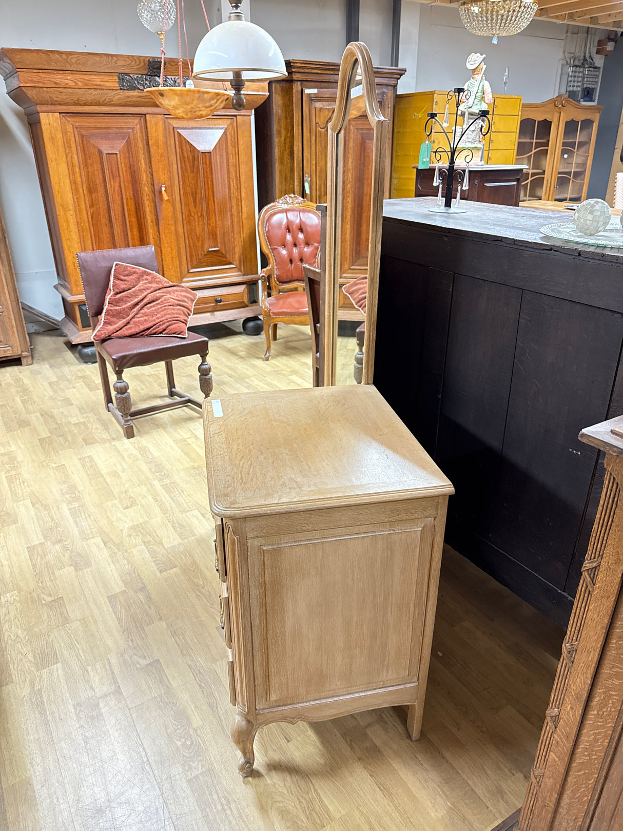 Peililipasto/puhelinpöytä L. 109cm, S.49cm, K. 164cm