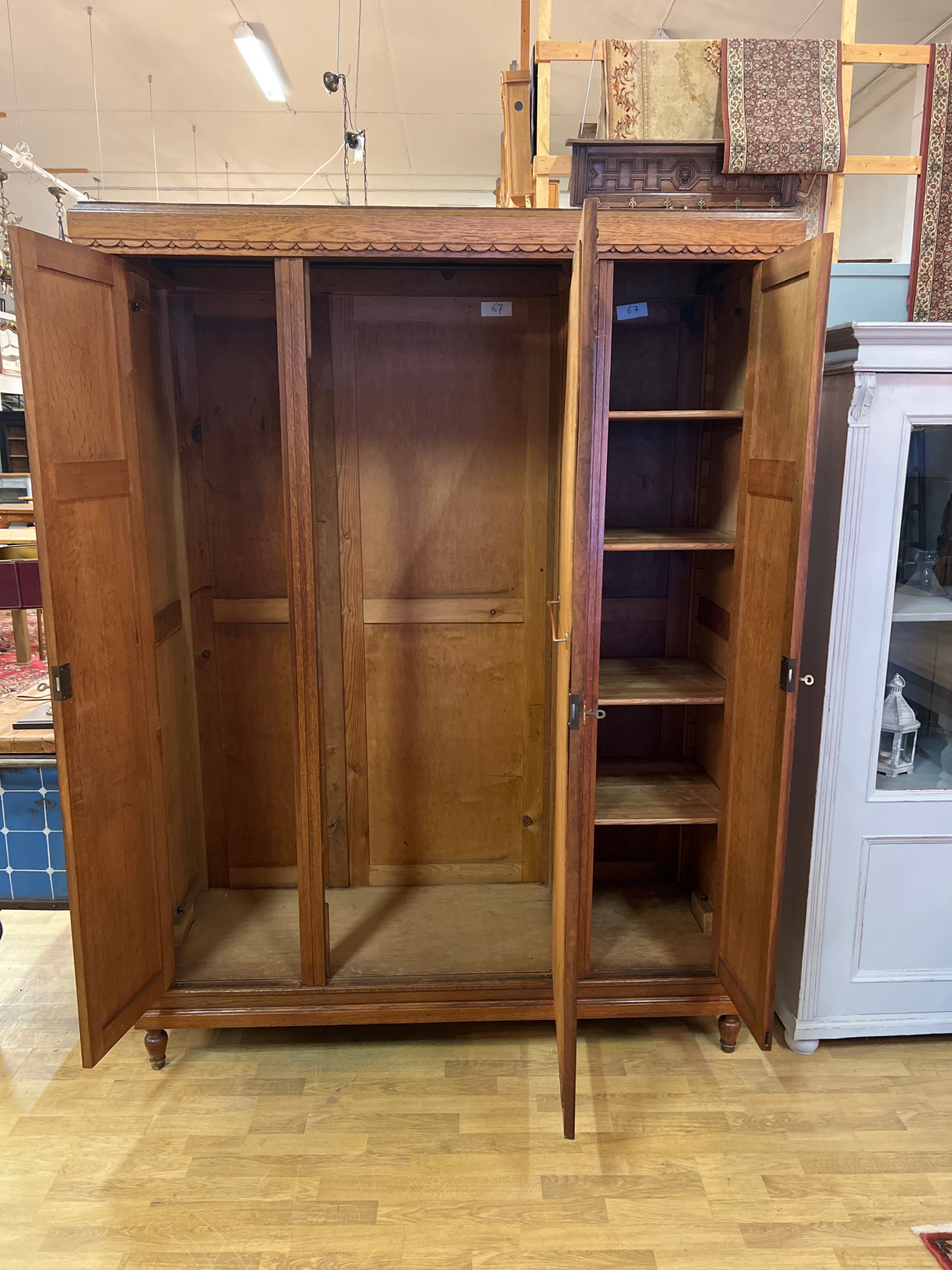 Jugend vaatekaappi L. 153cm, S. 56,5cm ja K. 202cm