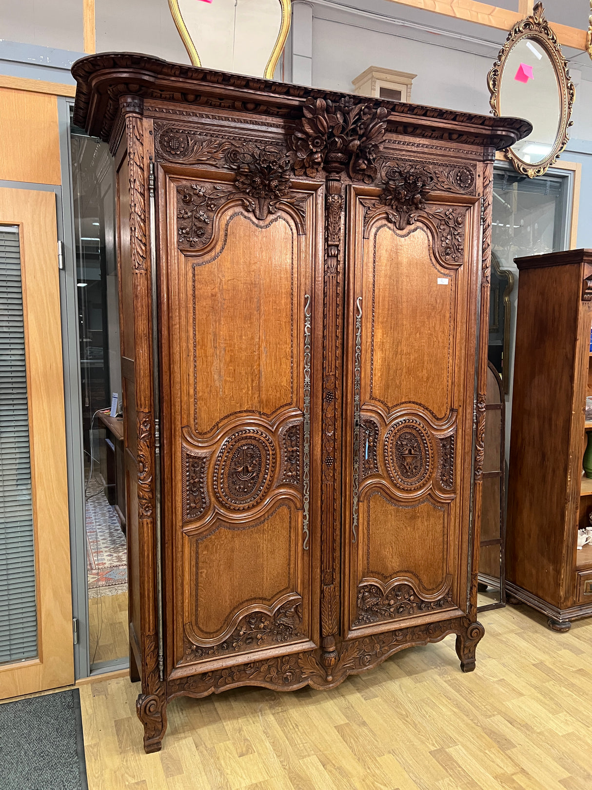 Gorgeous 1870s wardrobe