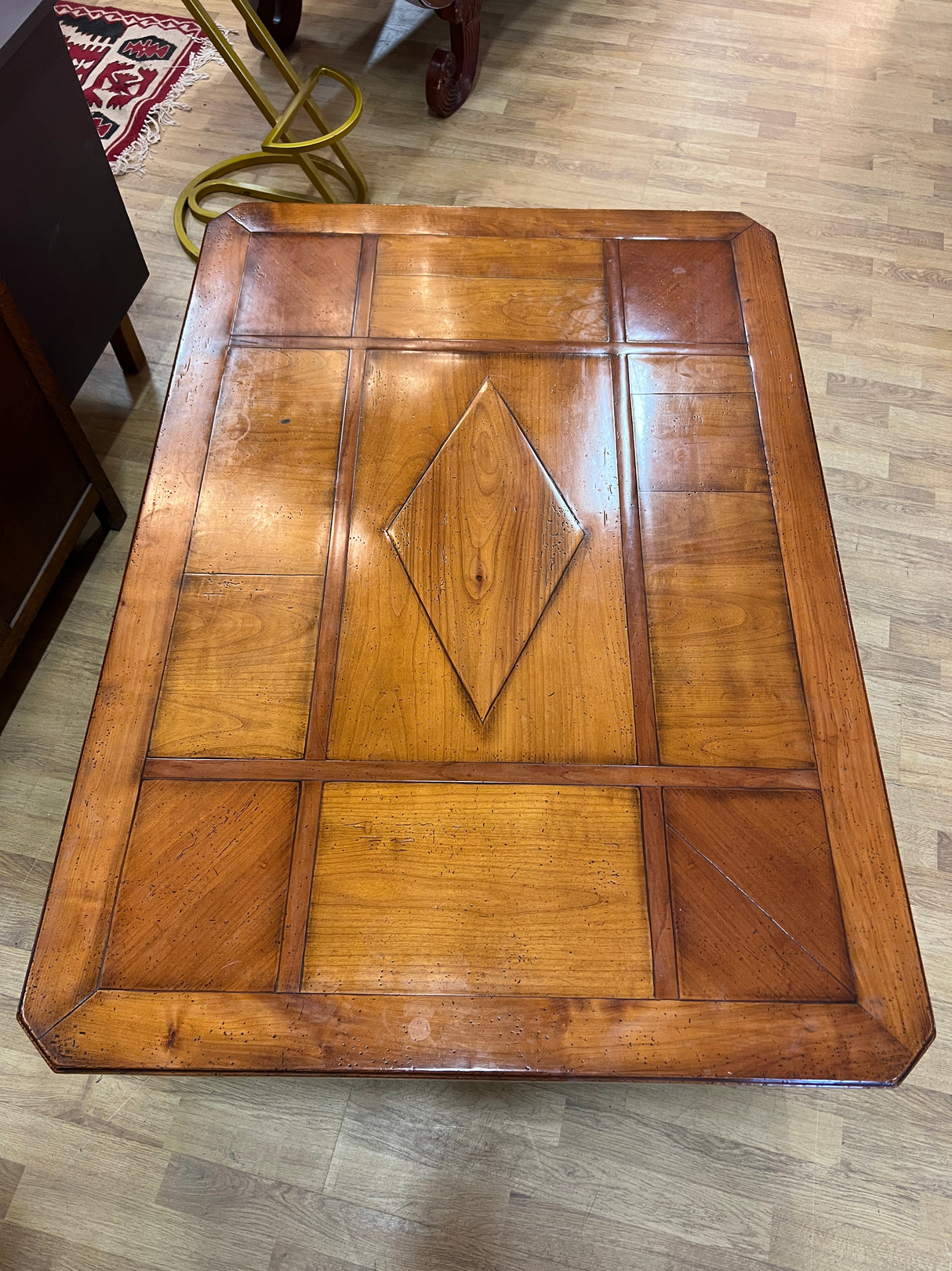 Solid wood coffee table W. 135cm, D. 95cm and H. 42.5cm.