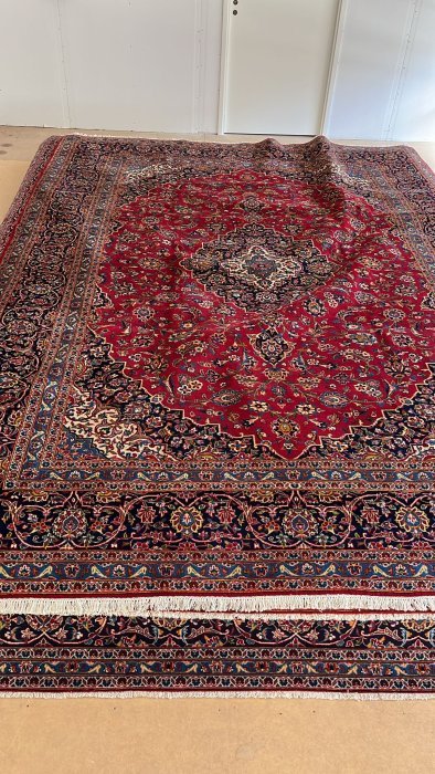 Upea aito käsinsolmittu villamatto 400cm x 290cm Kashan