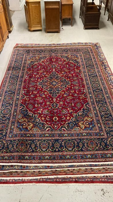 Upea aito käsinsolmittu villamatto 285cm x 190cm Kashmer