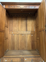 Uusrenesanssi vaatekaappi 160cm, S.75cm, K.224cm