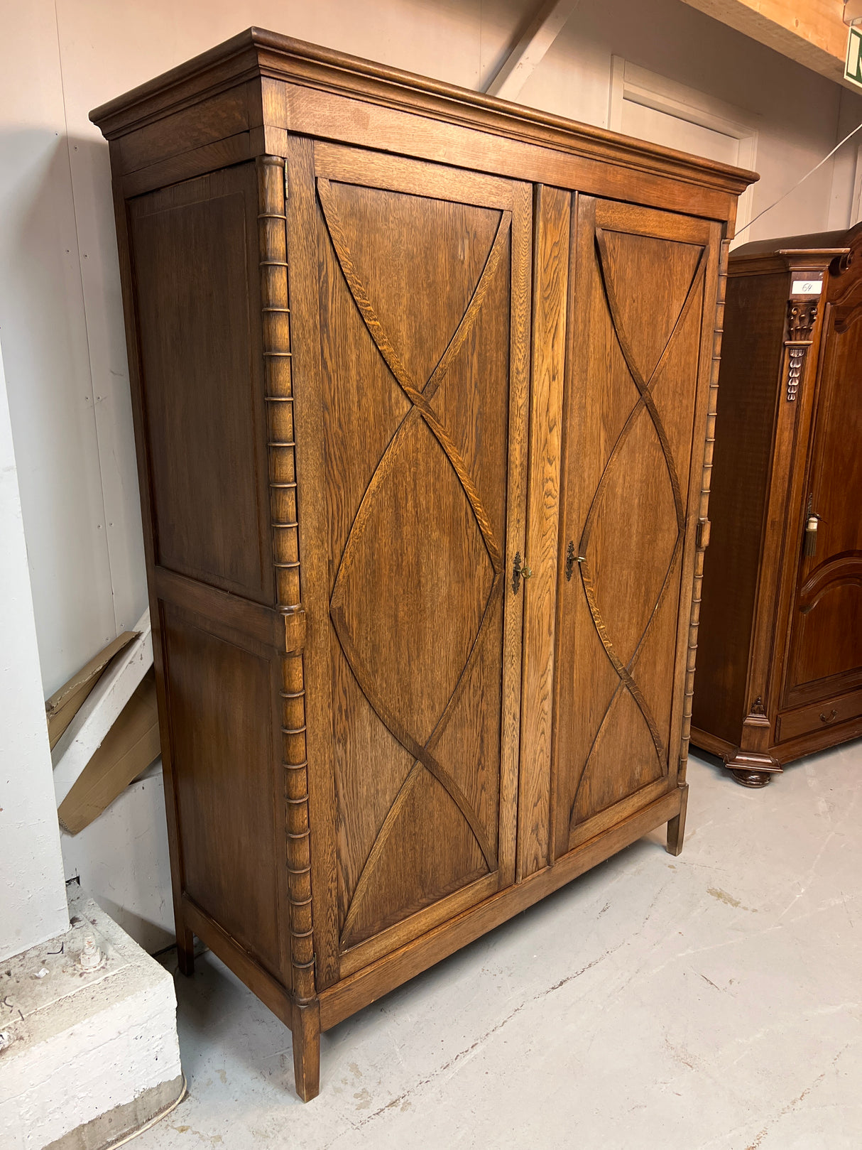 Beautiful oak wardrobe W 145cm, D 58.5cm and H 190cm