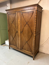 Beautiful oak wardrobe W 145cm, D 58.5cm and H 190cm