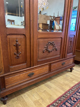 Upea jugend vaatekaappi L. 148cm, S. 58,5cm ja K. 223cm