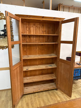 Huikea talonpoikaisvitriini L.132cm, S.51.5cm, K.225cm