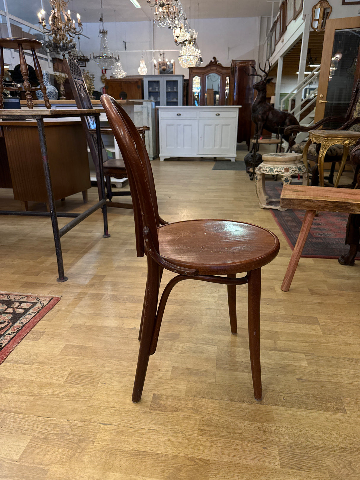 Thonet-tuoli L.41cm,S.49cm, istuinkorkeus 47cm