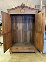 Kaunis tamminen peiliovi vaatekaappi L. 147,5vm, S. 55cm ja K. 240cm