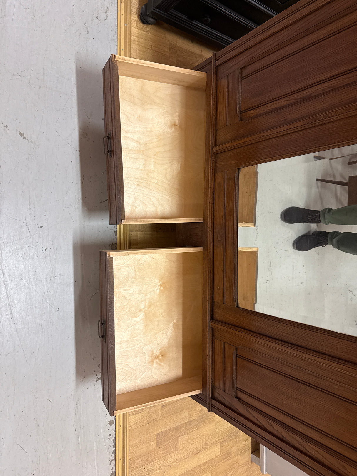 Jugend vaatekaappi L.141cm, S.58.5cm, K.211cm