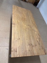 Talonpoikais-ruokapöytä P.168.5cm, S.77cm, K.78cm