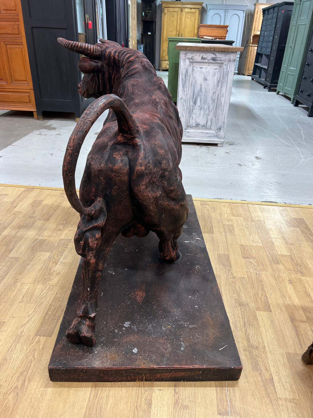 Rauta härkä 130cm x 60cm x 95cm