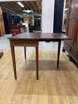 Klaffipöytä L. 90cm, S. 43,5cm ja K. 71,5cm