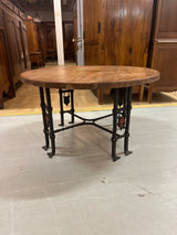 Beautiful coffee table. Diameter 85cm and Height 47.5cm
