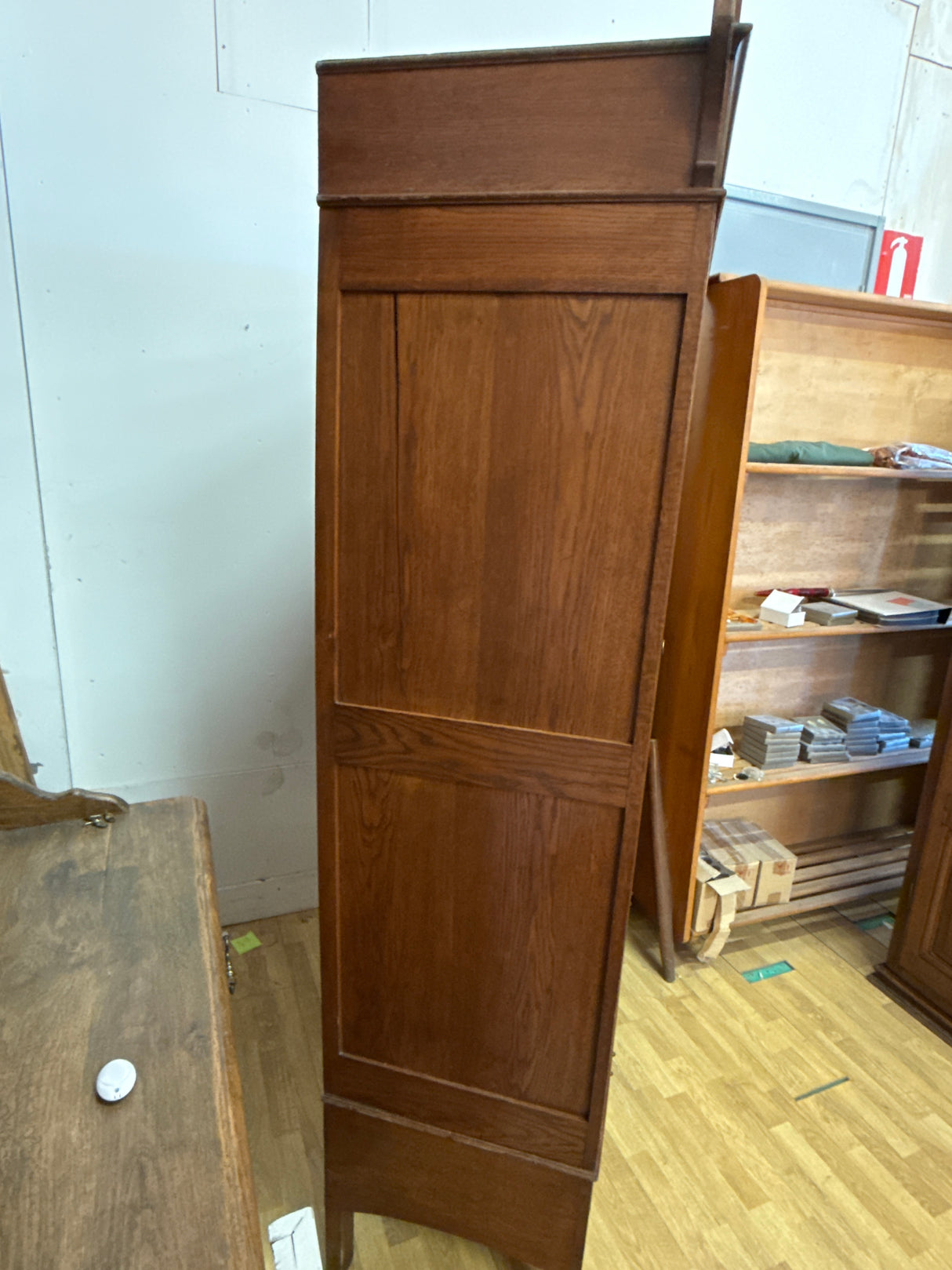 Jugend vitriini L.142cm,S.51cm, K.225cm