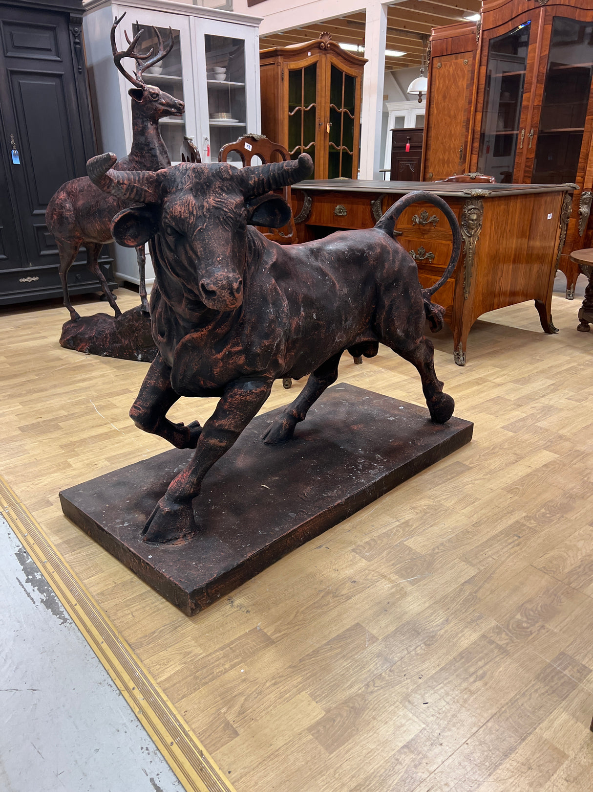 Rauta härkä 130cm x 60cm x 95cm