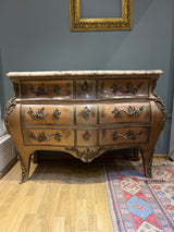 Italialialainen mahalipasto/senkki L. 117cm, S.51,5cm ja K. 90,5cm