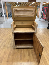 Rustiikkinen talonpoikais-senkki L.83.5cm, S.51cm, K.102cm