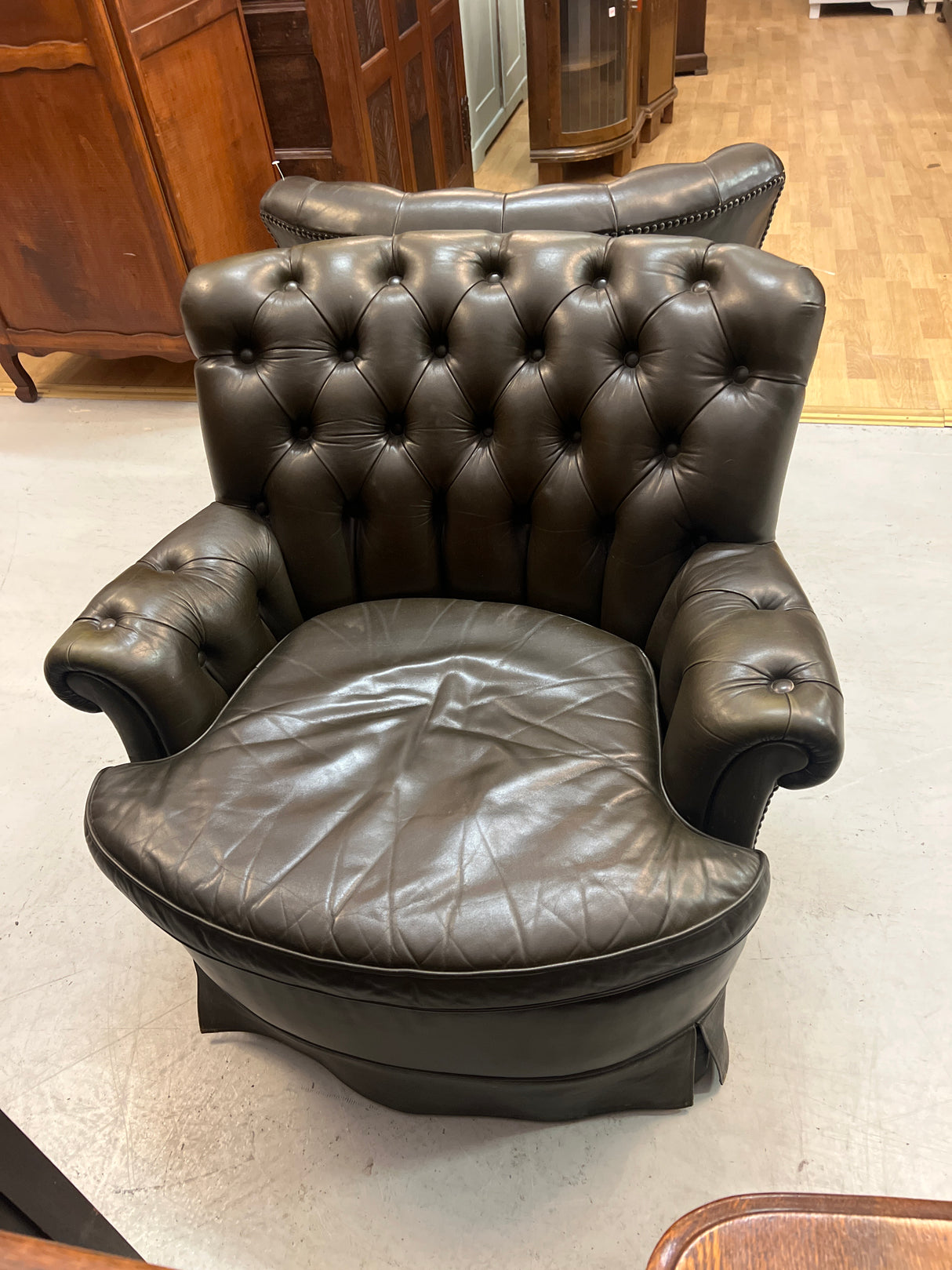 Upeat Chesterfield lepotuolit 2 kpl