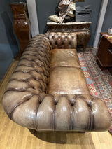 Chesterfield sohva L.230cm, S.108cm, K.74cm