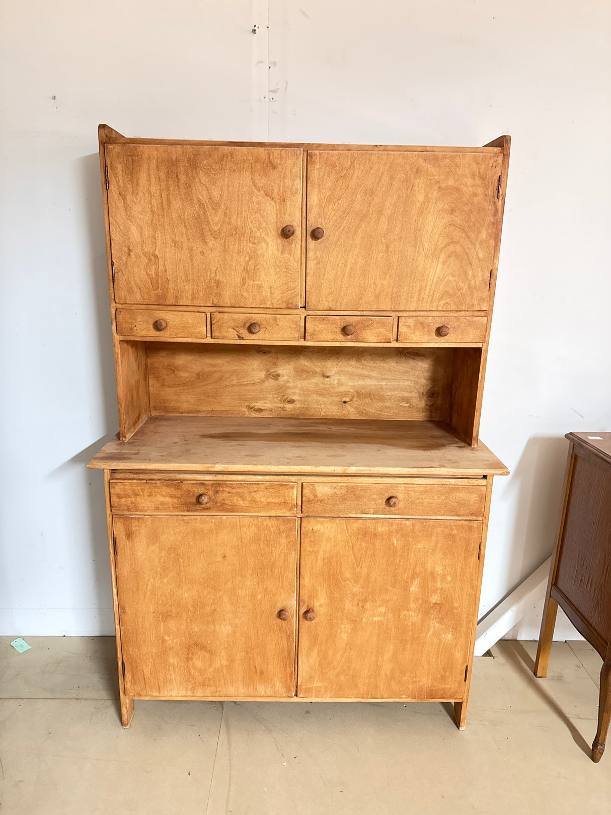 Housewife's cupboard L.105.5cm, D.44.5cm, H.163cm