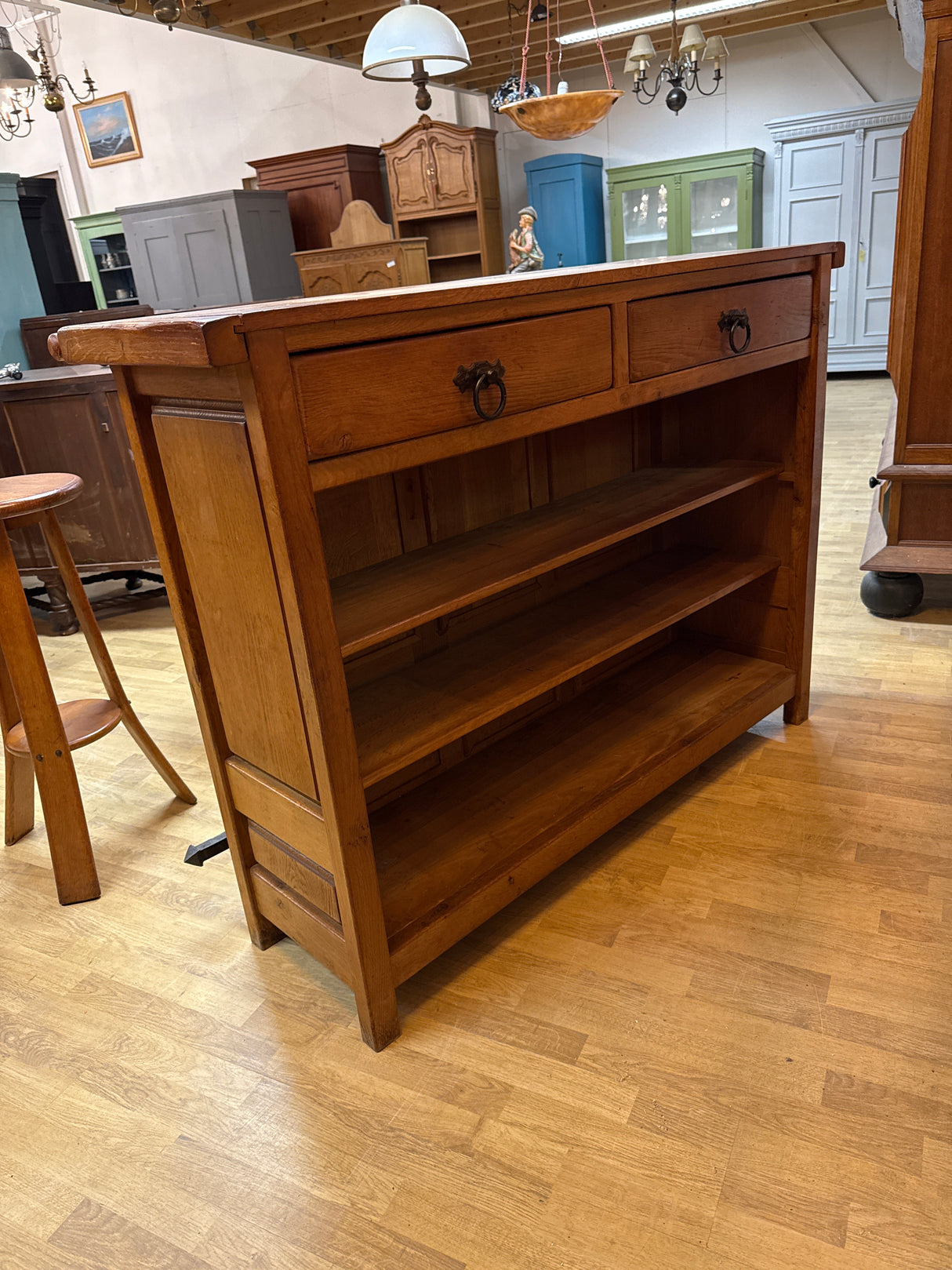 Kotibaari kokonaisuus