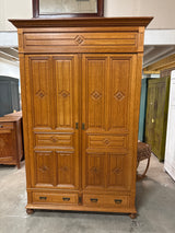 Huikea Tammikaappi L.146cm, S.67cm, K.227cm