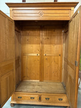 Huikea Tammikaappi L.146cm, S.67cm, K.227cm