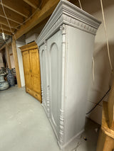 Upea vaatekaappi L.123cm, S.58cm, K.186.5cm