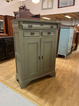 Liinavaatekaappi L.110cm, S.50cm, K.151cm