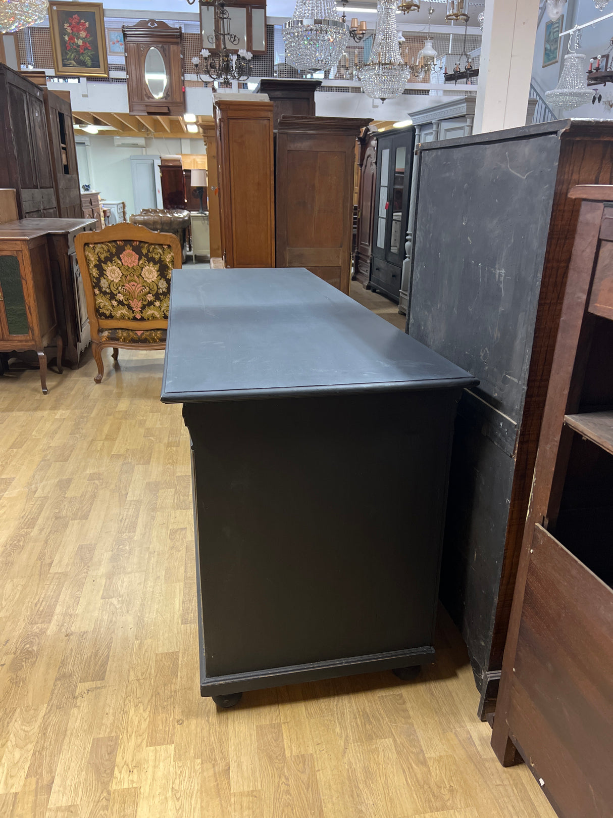 Gorgeous black sideboard/counter/island W.200cm, D.68cm and H. 85cm