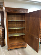 Beautiful single-door wardrobe W 102.5cm, D 49cm and H 200.5cm
