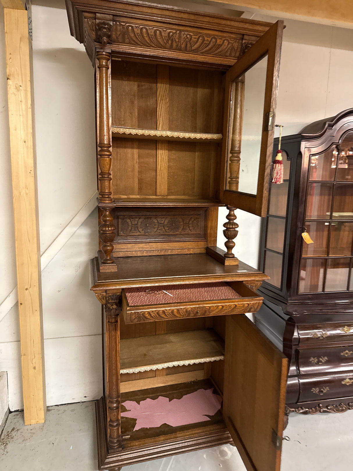 Renesanssi kartanokaappi L.99.5cm, S.55.5cm, K.223.5cm