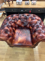 Huikean hieno Chesterfield sohvakalusto 3+2+1 istuttavat sohvat!