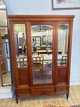 Upea Jugend-vaatekaappi L.145cm, S.62cm, K.212cm