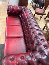 Chesterfield sohva L. 220cm, S. 93cm ja K. 77cm